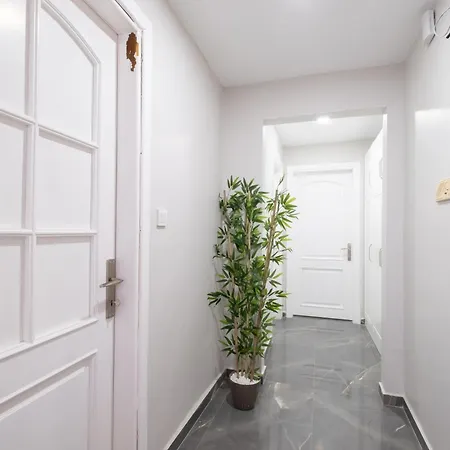 Mayer Bomonti Apartment *